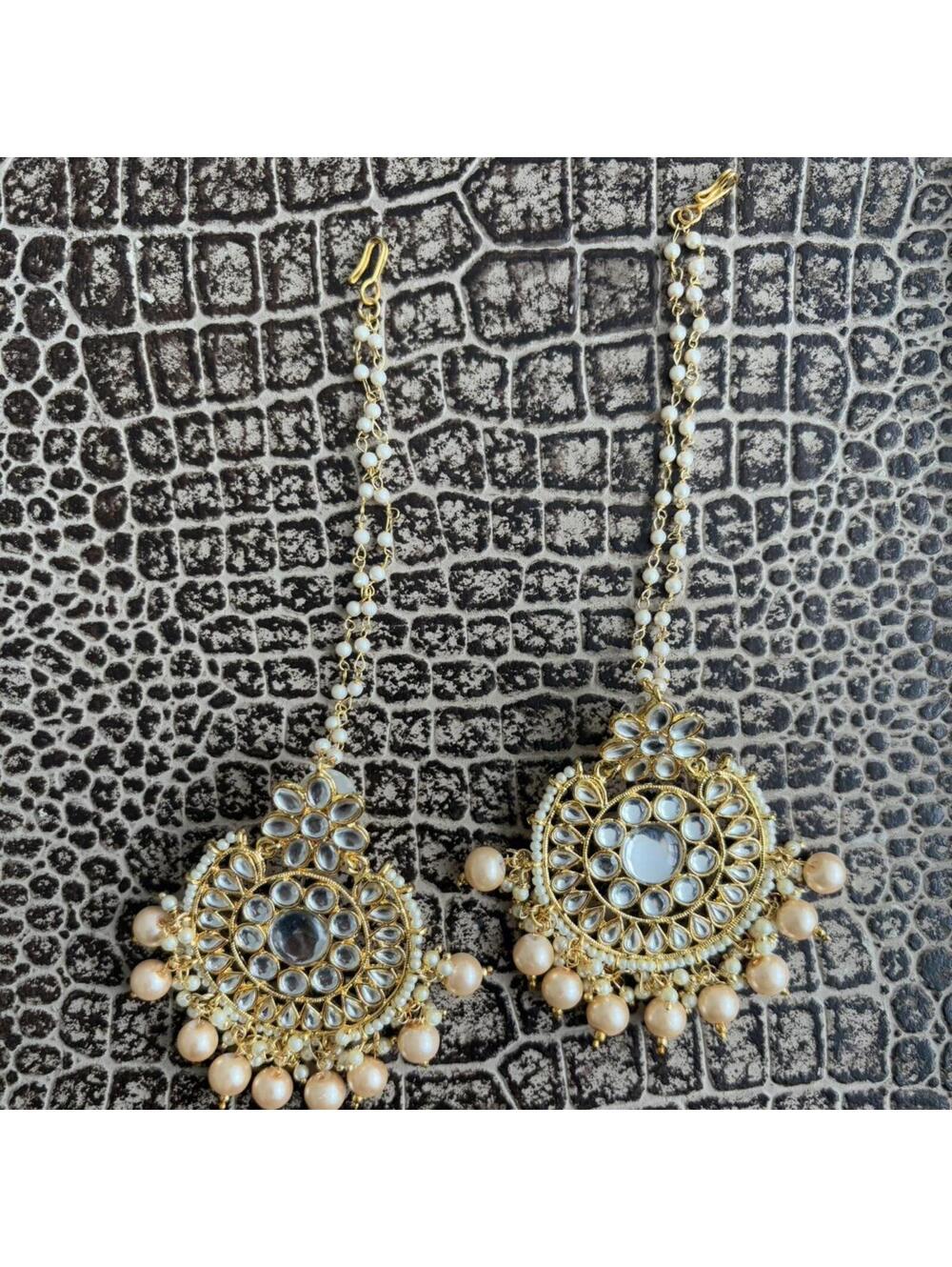 ROSE PINK JUMMKAH EARRINGS